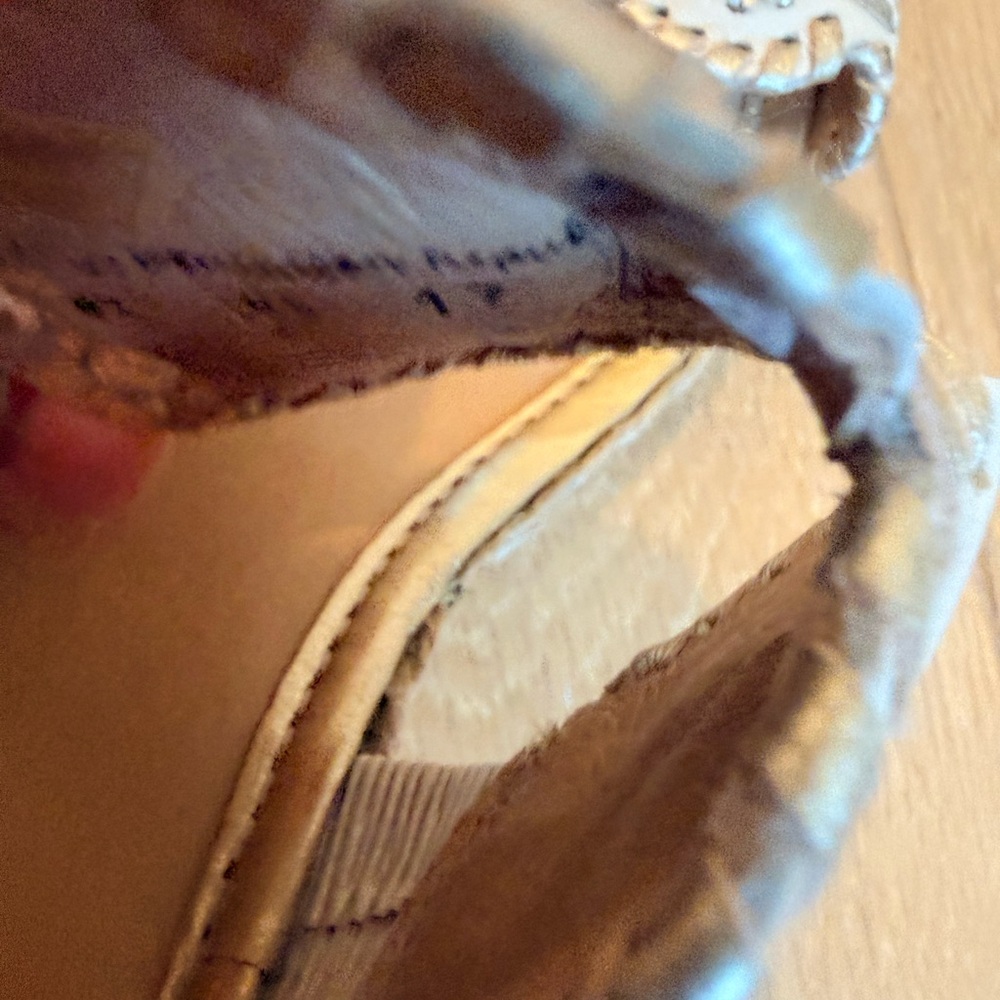Jack Rogers Women's Cream and Gold Shelby Sandals - Picture 10 of 12